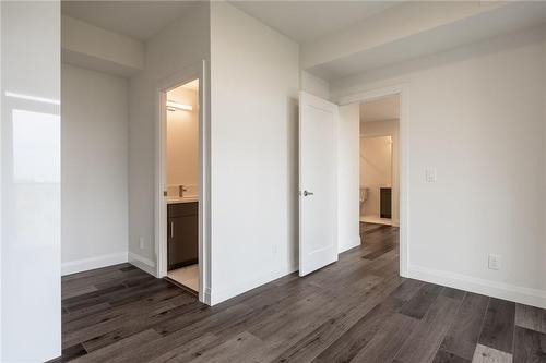 500 Brock Avenue|Unit #808, Burlington, ON - Indoor Photo Showing Other Room