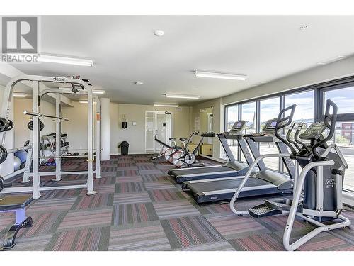 485 Groves Avenue Unit# 502, Kelowna, BC - Indoor Photo Showing Gym Room