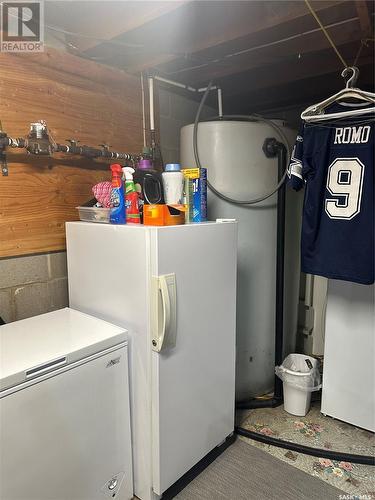 Olszewski Acreage- 734 Hryciw Rd, Aberdeen Rm No. 373, SK - Indoor Photo Showing Laundry Room