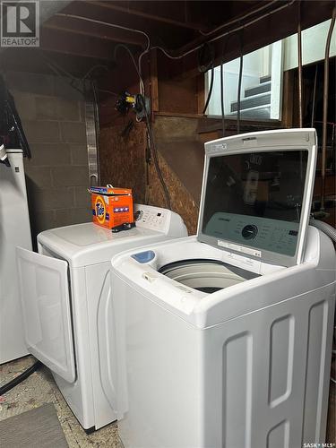 Olszewski Acreage- 734 Hryciw Rd, Aberdeen Rm No. 373, SK - Indoor Photo Showing Laundry Room