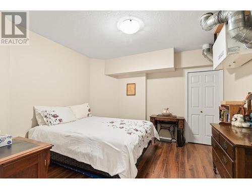 160 Overlook Place Lot# 12, Vernon, BC - Indoor Photo Showing Bedroom