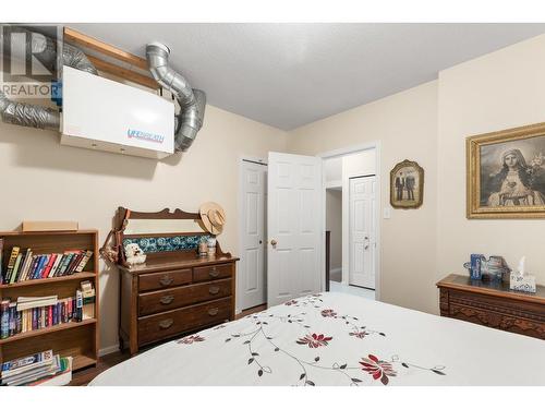 160 Overlook Place Lot# 12, Vernon, BC - Indoor Photo Showing Bedroom