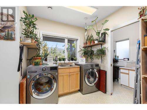 160 Overlook Place Lot# 12, Vernon, BC - Indoor Photo Showing Laundry Room