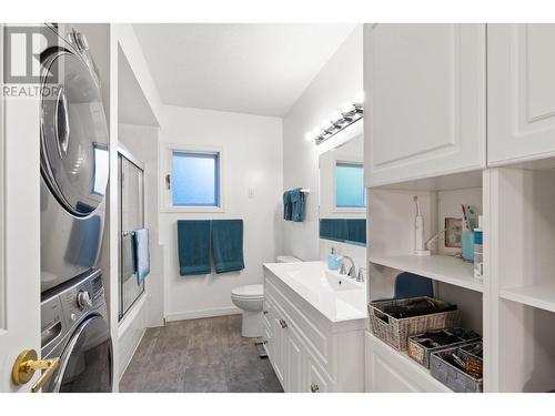 160 Overlook Place Lot# 12, Vernon, BC - Indoor Photo Showing Laundry Room