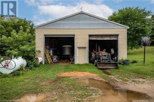 21 Station Street, Amaranth, ON - Outdoor