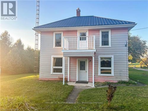 21 Station Street, Amaranth, ON - Outdoor With Facade