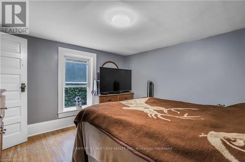 21 Station Street, Amaranth, ON - Indoor Photo Showing Bedroom