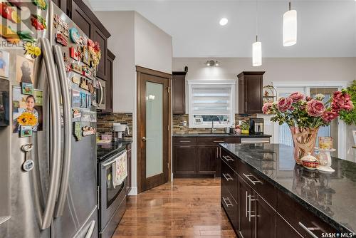 810 Evergreen Boulevard, Saskatoon, SK - Indoor Photo Showing Kitchen With Upgraded Kitchen