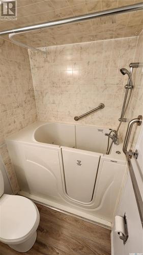 205 2160 Cornwall Street, Regina, SK - Indoor Photo Showing Bathroom