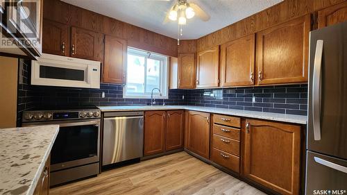 205 2160 Cornwall Street, Regina, SK - Indoor Photo Showing Kitchen With Stainless Steel Kitchen