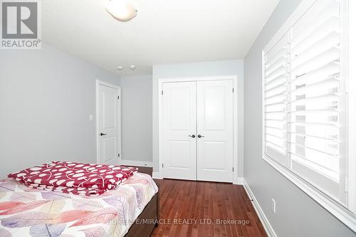 312 Carriage Way, Waterloo, ON - Indoor Photo Showing Bedroom