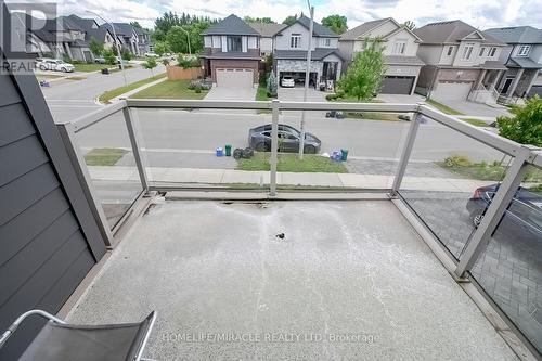 312 Carriage Way, Waterloo, ON - Outdoor