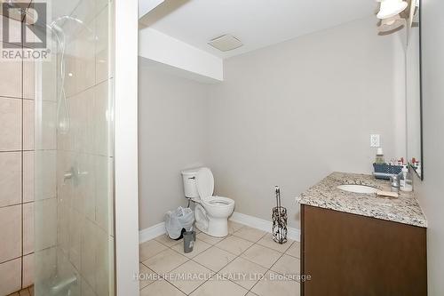 312 Carriage Way, Waterloo, ON - Indoor Photo Showing Bathroom