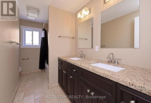 648 Canfield Place, Shelburne, ON - Indoor Photo Showing Bathroom