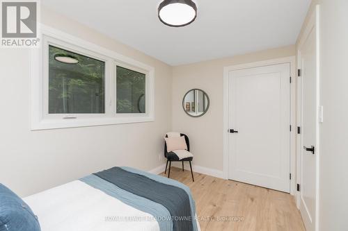 9793 8Th Line, Halton Hills, ON - Indoor Photo Showing Bedroom