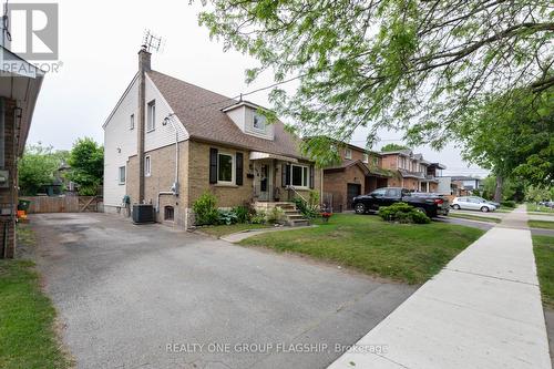 194 Gamma Street, Toronto (Alderwood), ON - Outdoor With Facade