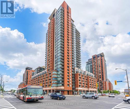 803 - 830 Lawrence Avenue, Toronto (Yorkdale-Glen Park), ON - Outdoor With Facade