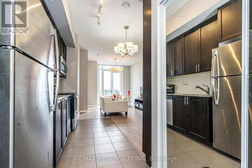 803 - 830 Lawrence Avenue, Toronto (Yorkdale-Glen Park), ON - Indoor