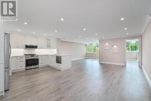 104 - 90 Fisherville Road, Toronto (Westminster-Branson), ON - Indoor Photo Showing Kitchen With Upgraded Kitchen