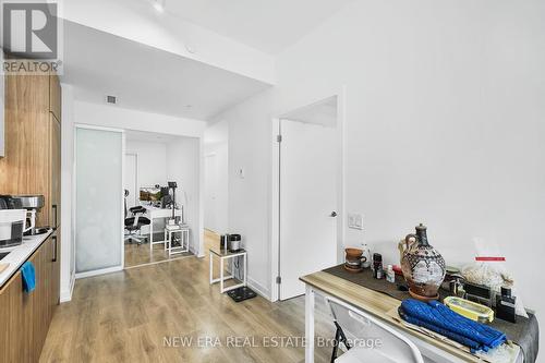 301 - 150 Logan Avenue, Toronto (South Riverdale), ON - Indoor Photo Showing Kitchen