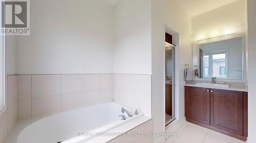 32 Fancamp Drive, Vaughan, ON - Indoor Photo Showing Bathroom