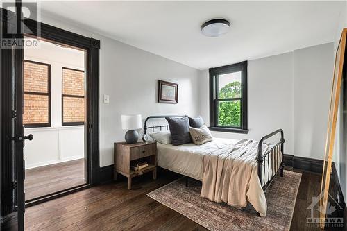 38 Foster Street, Ottawa, ON - Indoor Photo Showing Bedroom