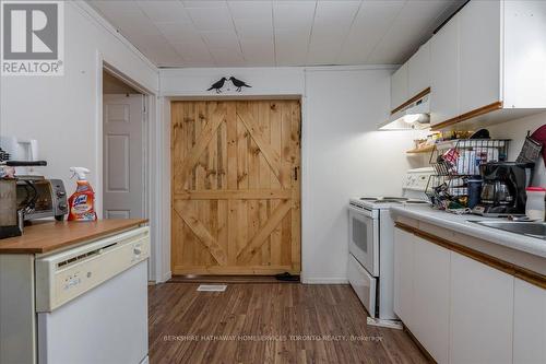 361 Fitton Street, Midland, ON - Indoor Photo Showing Kitchen