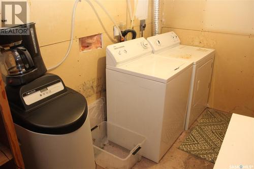 6731 Mawson Avenue, Regina, SK - Indoor Photo Showing Laundry Room