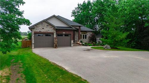 688 Trinity Church Road, Hamilton, ON - Outdoor