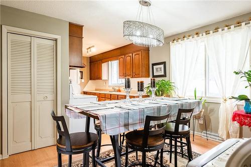 5934 North Street, Niagara Falls, ON - Indoor Photo Showing Dining Room