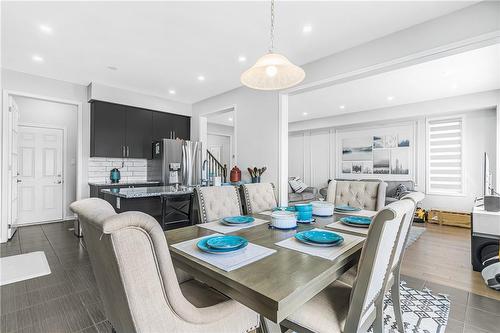 7 Hargrove Way, Stoney Creek, ON - Indoor Photo Showing Dining Room