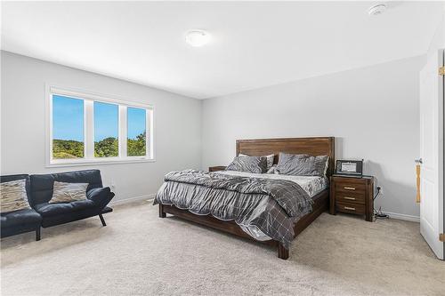 7 Hargrove Way, Stoney Creek, ON - Indoor Photo Showing Bedroom