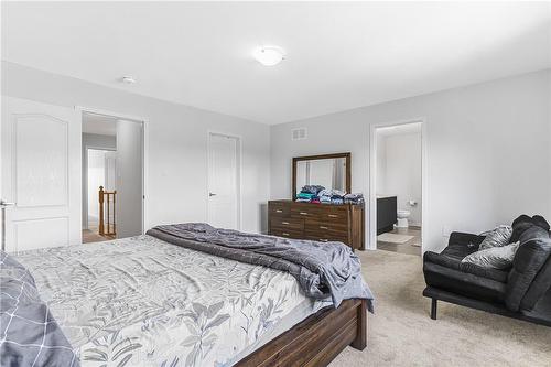 7 Hargrove Way, Stoney Creek, ON - Indoor Photo Showing Bedroom