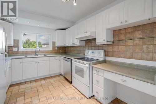 612 Wilkins Street, London, ON - Indoor Photo Showing Kitchen With Double Sink