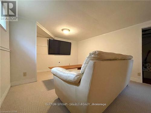 1324 Langmuir Avenue, London, ON - Indoor Photo Showing Other Room