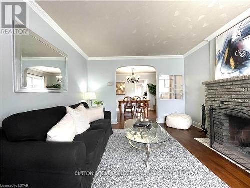 1324 Langmuir Avenue, London, ON - Indoor Photo Showing Living Room With Fireplace