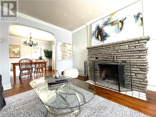 1324 Langmuir Avenue, London, ON - Indoor Photo Showing Living Room With Fireplace