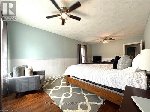 1324 Langmuir Avenue, London, ON - Indoor Photo Showing Bedroom