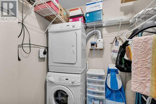 1701 - 380 King Street E, London, ON - Indoor Photo Showing Laundry Room