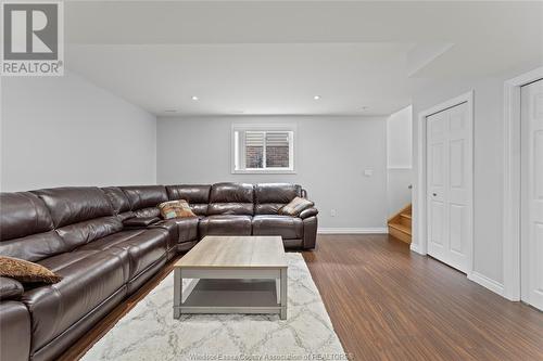 1530 Rossini Boulevard, Windsor, ON - Indoor Photo Showing Living Room