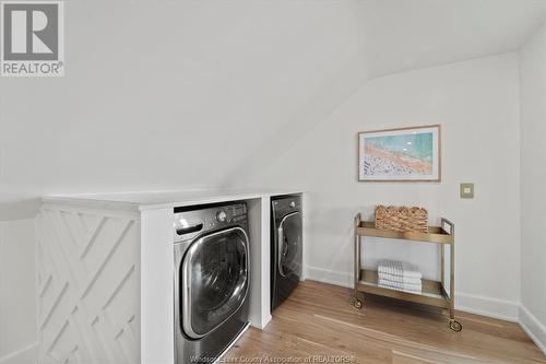 321 Lakeview, Kingsville, ON - Indoor Photo Showing Laundry Room