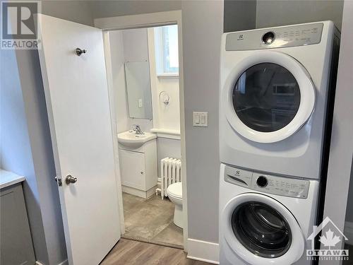 13 Marier Avenue Unit#1, Ottawa, ON - Indoor Photo Showing Kitchen