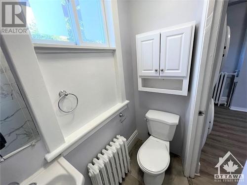 13 Marier Avenue Unit#1, Ottawa, ON - Indoor Photo Showing Bathroom