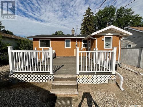 1439 Rothwell Street, Regina, SK - Outdoor With Deck Patio Veranda