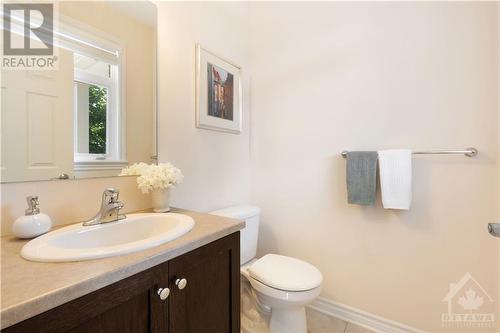 157 Royal Landing Gate, Kemptville, ON - Indoor Photo Showing Bathroom