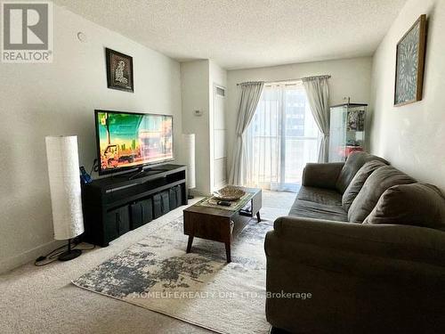 901 - 1346 Danforth Road, Toronto (Eglinton East), ON - Indoor Photo Showing Living Room