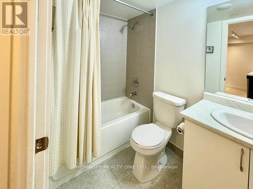 901 - 1346 Danforth Road, Toronto (Eglinton East), ON - Indoor Photo Showing Bathroom