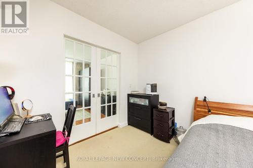 425 - 350 Wellington Street W, Toronto (Waterfront Communities), ON - Indoor Photo Showing Bedroom