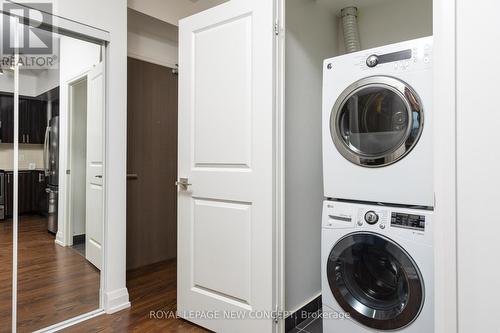 1507 - 7171 Yonge Street, Markham (Grandview), ON - Indoor Photo Showing Laundry Room