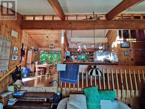 91 Healey Lake Water/A, The Archipelago, ON - Indoor Photo Showing Other Room